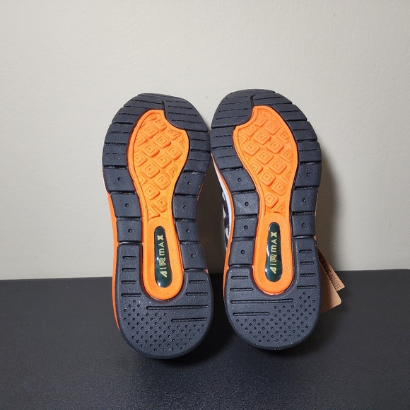 Nike Air Max Genome CZ4652-002 Black Orange-Grey Kids Shoes Youth Size 3.5Y NEW - Picture 9 of 11